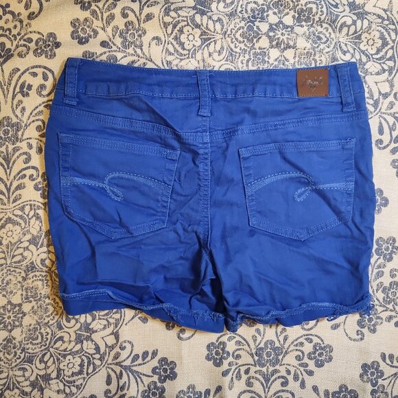 Justice Premium Jean Shorts Size 10 1/2 - Picture 4 of 5